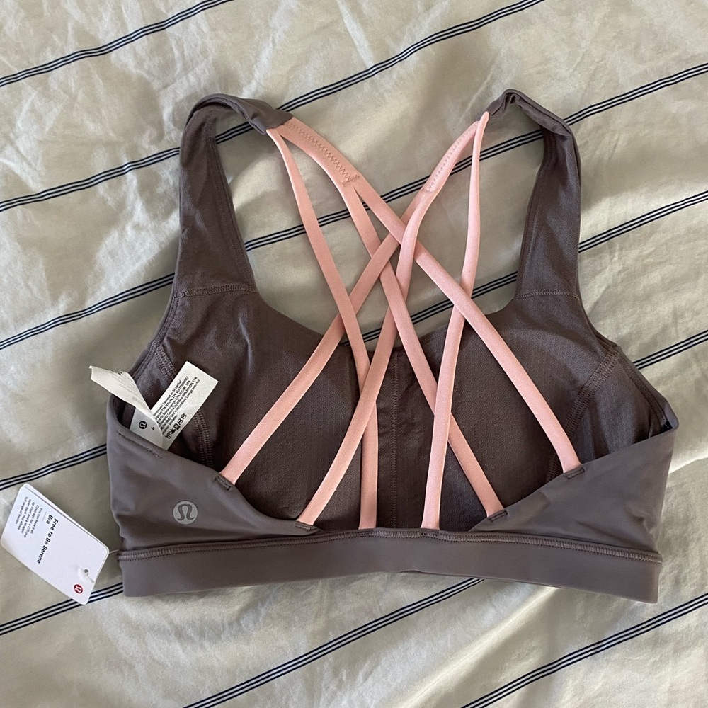 NWT Pink and Purple Free to be Serene bra